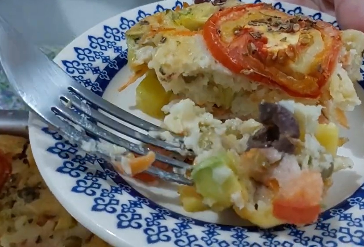 Torta de Legumes de Liquidificador Simples Porção