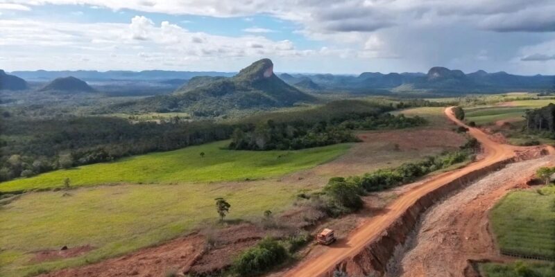 Domo de Araguainha: maior cratera de asteroide da América do Sul vai virar parque geológico