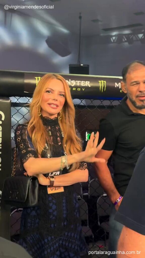 Virginia mendes sorrindo evento mma