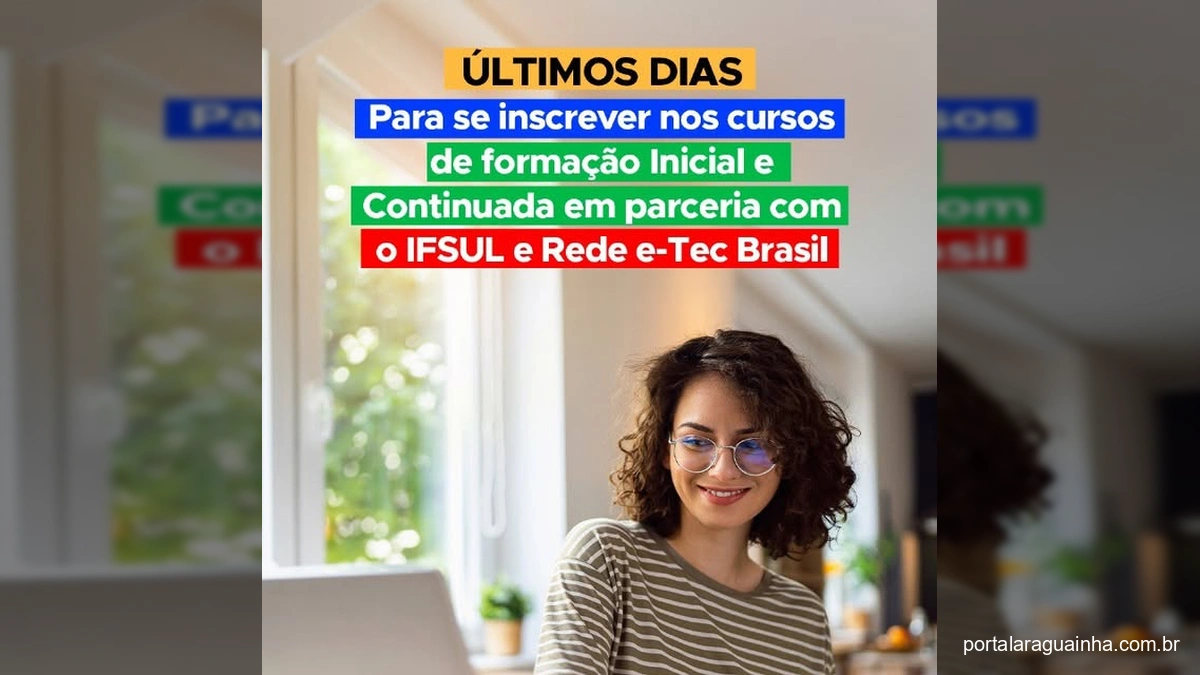 Ministro Celso Sabino falando sobre cursos de turismo gratuitos