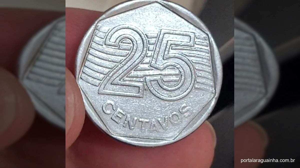 Moeda rara de 25 centavos com anverso de 50 centavos, conhecida como moeda mula