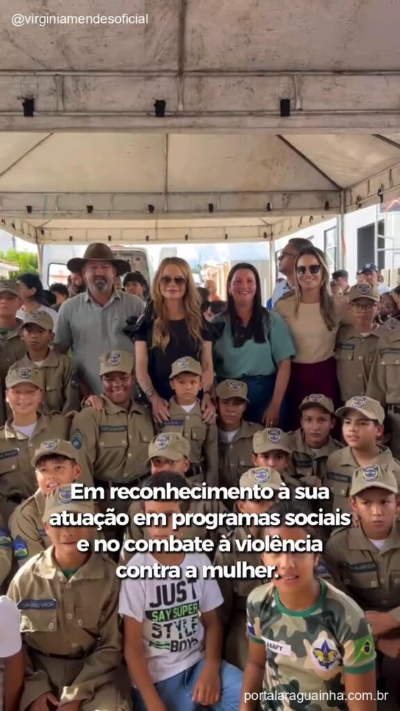 Virginia mendes entrega chaves casa familia